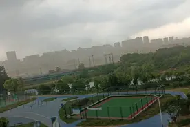 常州地区14:24突然狂风大起，尘土飞扬，阵风十二级,暴风雨来了！视频封面