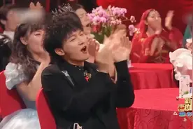 栾云平给自己都说笑场了！郭师傅台下乐到坐不住，真是崩了！视频封面