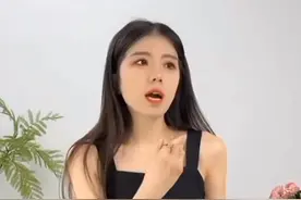 西装雪纺小众吊带连衣裙女夏长款A字显瘦大摆裙气质时尚黑色法式视频封面