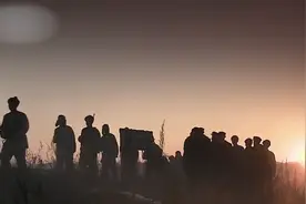 萧华调往兰州后，第一政委冼恒汉没懂上层意图：到底谁是第一？