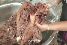 山东曹县，牛肉牛杂是真便宜，五十五元买两大兜，牛肝更是白菜价视频封面