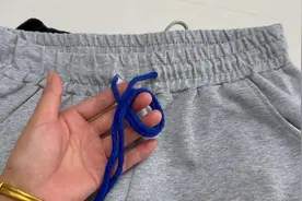 原来裤子上了2根绳子，要这样系才正确，我也才知道涨见识了视频封面