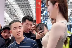 这才是真男人，眼里无车，心里却默默开车！ #条纹哥视频封面