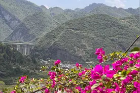 驾车去重庆，沿途的风景（即将开通的渝筑高速复线）视频封面