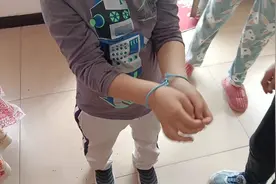 这样的手铐子见过吗？视频封面