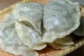 农家蒸菜角，不发面，不烫面，皮薄大馅，柔软筋道，做法简单。视频封面
