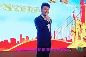《田埂上的天籁！农民歌手以经典民谣唱哭大雅之堂》