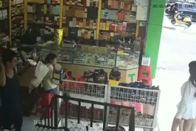 春风不解风情，吹动少年的心视频封面