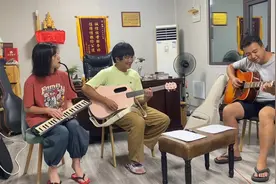 昨晚的小型音乐会，感谢深圳来的朋友对百姓二手房车的信任视频封面