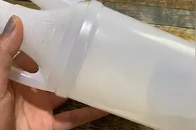 家里蚊子多，别怕，用白醋就搞定，来多少灭多少，管用