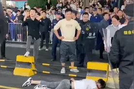 深圳沙井经济百纳城城管整顿三轮车小吃摊，结果......视频封面