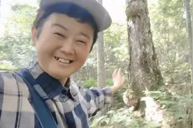 发现一颗怪树，长的满树上都是大包，能做手串特别好！视频封面