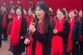 高考百日誓师，老师集体送祝福。视频封面