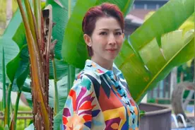 蔡少芬生孩子体验阵痛：母爱伟大，每位妈妈都是勇士视频封面