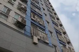 什么是可变形逃生阳台？发生火灾时，快速拼接成一条逃生楼梯视频封面