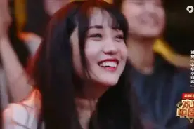 萌娃登台背诗，叫撒贝宁撒大爷逗笑所有人视频封面