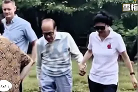 相伴30余年，李嘉诚仍不敢将周凯娶进门，最后原因没有那么简单视频封面