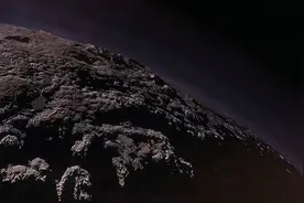 冥王星是太阳系最恐怖的行星 这就是太阳系中最恐怖的行星视频封面