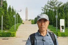 深圳革命烈士陵园，“革命烈士永垂不朽”，革命家曾生同志题词。视频封面