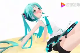 你们最爱的初音未来被胶水给粘住了，快来救救她吧！视频封面