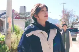 一路繁花开播 六个老人和两个书童 只有刘晓庆活力满满视频封面