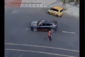 现在的清洁工都这么卷了吗？视频封面