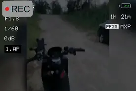 不怕小车停的偏，就怕电动车放旁边视频封面
