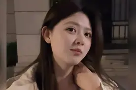 我的漂亮女友去上班了视频封面