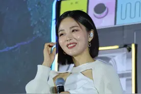 [4k60p]HYNN（朴惠媛）-在天空奔跑_三多公园夜间演唱会230616视频封面