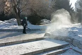 哈尔滨公园清雪你见过吗？看超市人多不多？？视频封面