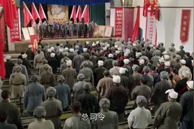 我们的队伍向太阳：朱总司令六十大寿，毛主席亲自当司仪好看了视频封面