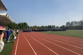 烟台汽车工程职业学院军训视频封面