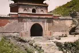 一百多年前的泰山是这个样子的视频封面