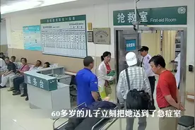 六十多岁的儿子照顾九十多少的母亲感人瞬间！视频封面