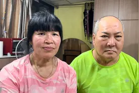 香港做足浴工月入三万，一人上班养全家，伺候老公四年无怨无悔视频封面