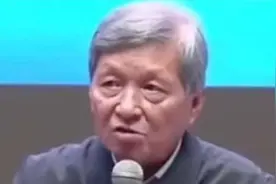 王树国校长谈人工智能的崛起看法太前沿了句句真理。视频封面