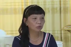 29岁的流浪汉爱上52岁停经大妈，都可以当他妈了，怎么下得去嘴…视频封面
