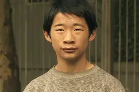 小伙因腿短被老师同学嘲笑，可却因为超级能跑而走向人生巅峰视频封面