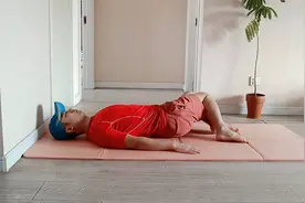 便秘堵门口出不来，试试三个动作快速排便，建议在家尝试视频封面