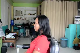 美女剃后脑波波头视频封面