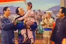 50年代经典红歌《高楼万丈平地起》原唱郭兰英，响彻祖国大江南北视频封面