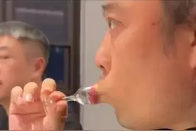 再带你出来喝酒，我就是狗！视频封面