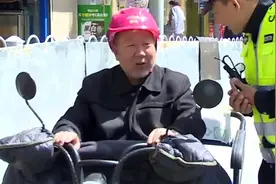 这才是70岁老年人能开的电动车，还不要驾照，别搞错了视频封面