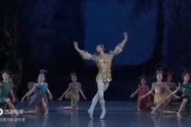 巴黎歌剧院芭蕾舞团演出的《仲夏夜之梦》片段：精灵舞蹈之三视频封面