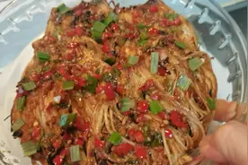 麻辣鲜香烧烤味的金针菇，是我们全家的最爱。视频封面