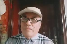 通过17岁中专女孩参赛考试成绩的争论说明了现在的人们崇尚真实。视频封面