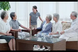 新延退政策下，女副高教师退休年龄如何定？视频封面