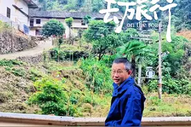 湖南醴陵老鸦山有一座与世隔绝的村庄，小溪边生活着许多娃娃鱼视频封面