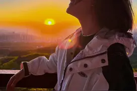 在太原，凌晨5:00的日出要亲自去看吧？推荐你去启春阁啊视频封面