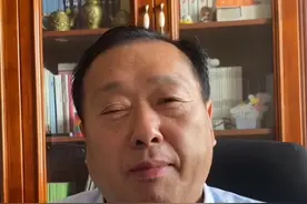 #我要上热门 中石油高管的街拍视频有侵权之嫌吗？#街拍 #中石油高管被街拍后续 #中石油 #中石油高管牵手视频封面